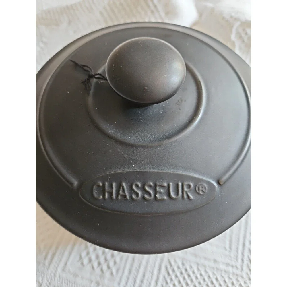 French Chasseur Matte Black and Ivory Ceramic Casserole Dish